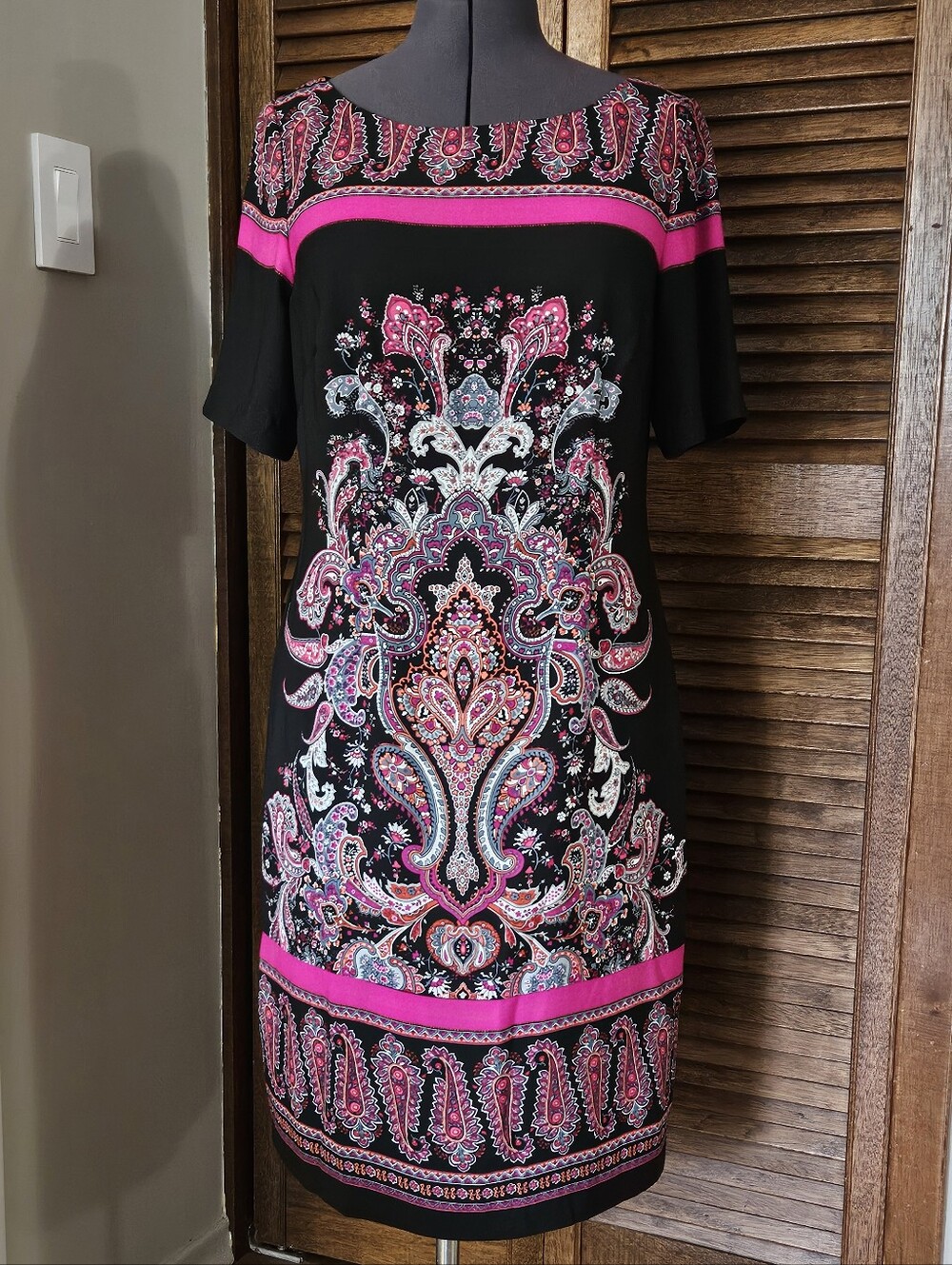 NWT Adrianna Papell, Hot Pink Paisley & Black Dress.